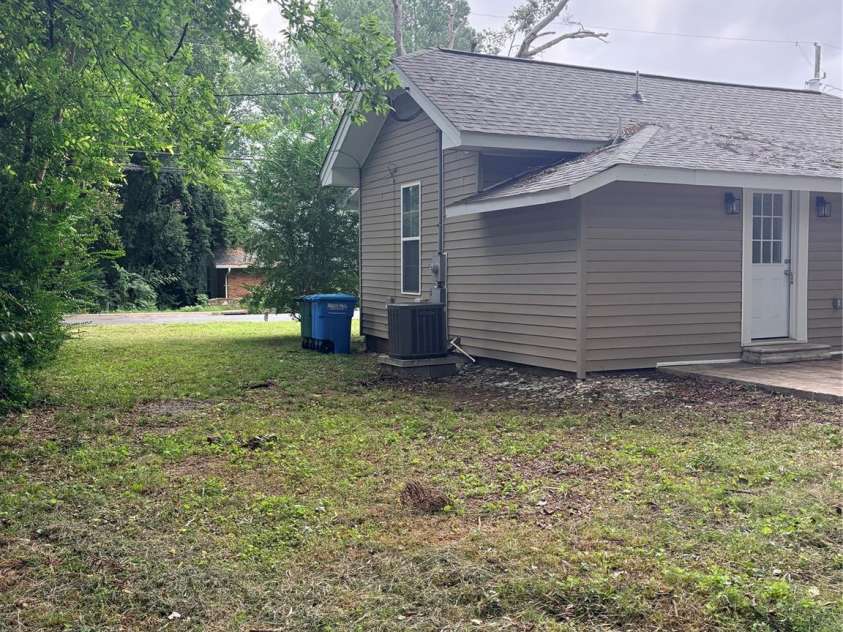 729 Austin Street, Albemarle, NC 28001.  MLS# CAR4422361, YatesRealty ID 49506. 