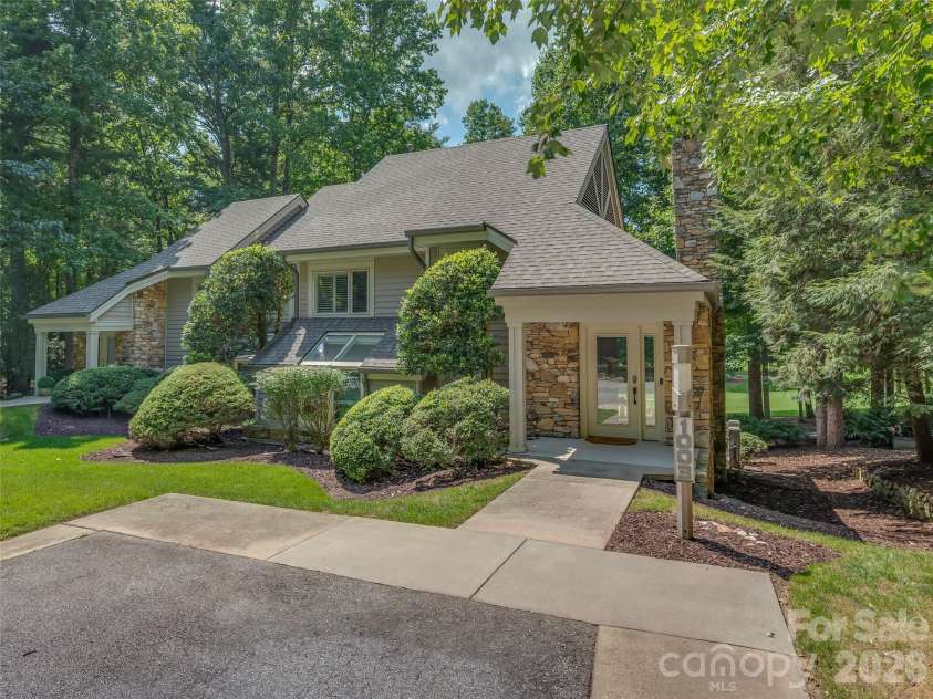 1003 Indian Cave Road, Hendersonville, NC 28739.  MLS# CAR4422087, YatesRealty ID 49508. 