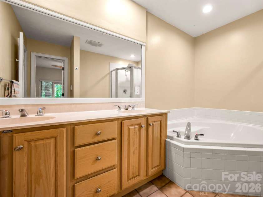 1003 Indian Cave Road, Hendersonville, NC 28739.  MLS# CAR4422087, YatesRealty ID 49508. 