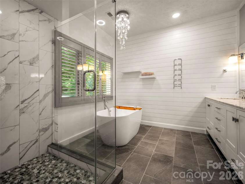 1003 Indian Cave Road, Hendersonville, NC 28739.  MLS# CAR4422087, YatesRealty ID 49508. 