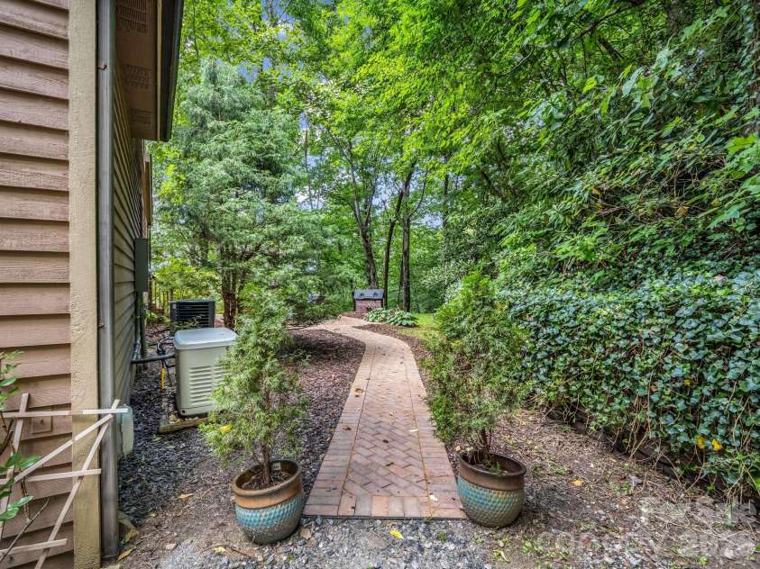 121 Mitchell View Drive, Old Fort, NC 28762.  MLS# CAR4418432, YatesRealty ID 49509. 