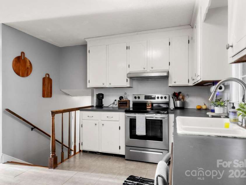 893 Ragin Lane, Rock Hill, SC 29732.  MLS# CAR4314906, YatesRealty ID 4951. 