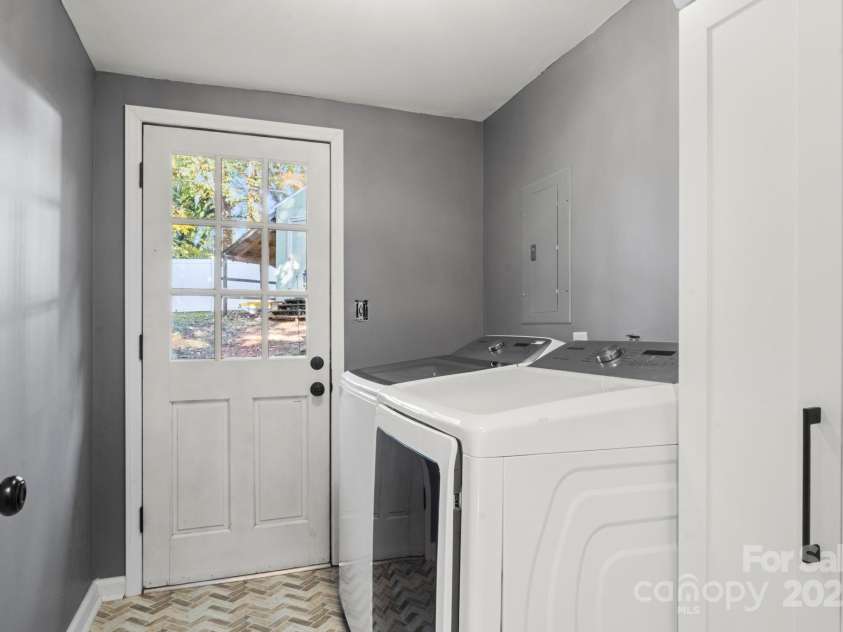 893 Ragin Lane, Rock Hill, SC 29732.  MLS# CAR4314906, YatesRealty ID 4951. 