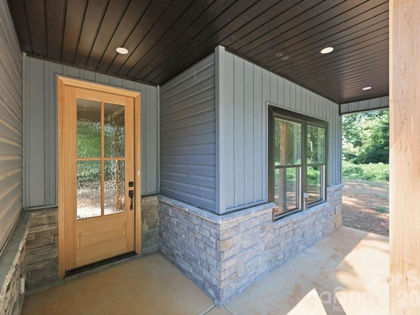 103 17th Street, Salisbury, NC 28144.  MLS# CAR4422672, YatesRealty ID 49510. 