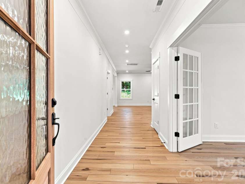 103 17th Street, Salisbury, NC 28144.  MLS# CAR4422672, YatesRealty ID 49510. 