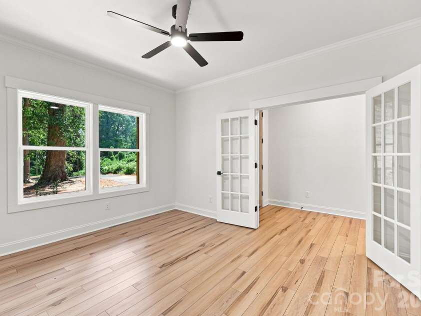 103 17th Street, Salisbury, NC 28144.  MLS# CAR4422672, YatesRealty ID 49510. 