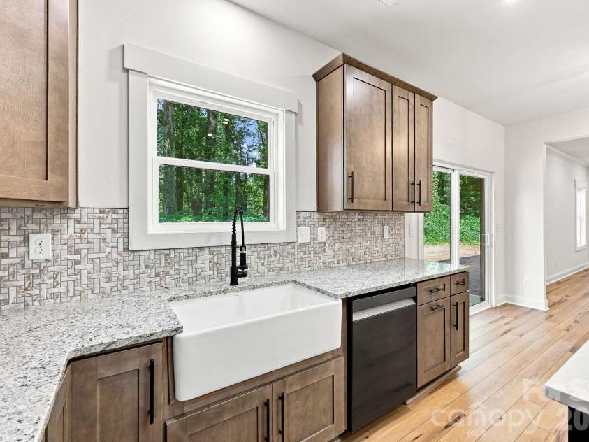 103 17th Street, Salisbury, NC 28144.  MLS# CAR4422672, YatesRealty ID 49510. 
