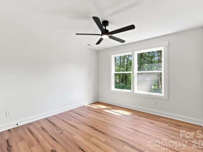 103 17th Street, Salisbury, NC 28144.  MLS# CAR4422672, YatesRealty ID 49510. 
