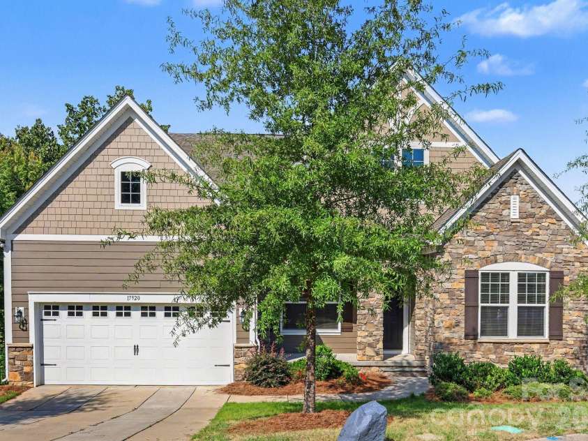 17920 Culross Lane, Charlotte, NC 28278.  MLS# CAR4422290, YatesRealty ID 49511. 