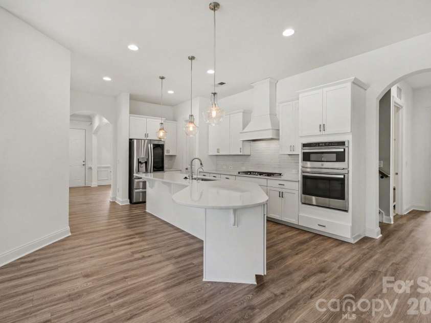 17920 Culross Lane, Charlotte, NC 28278.  MLS# CAR4422290, YatesRealty ID 49511. 