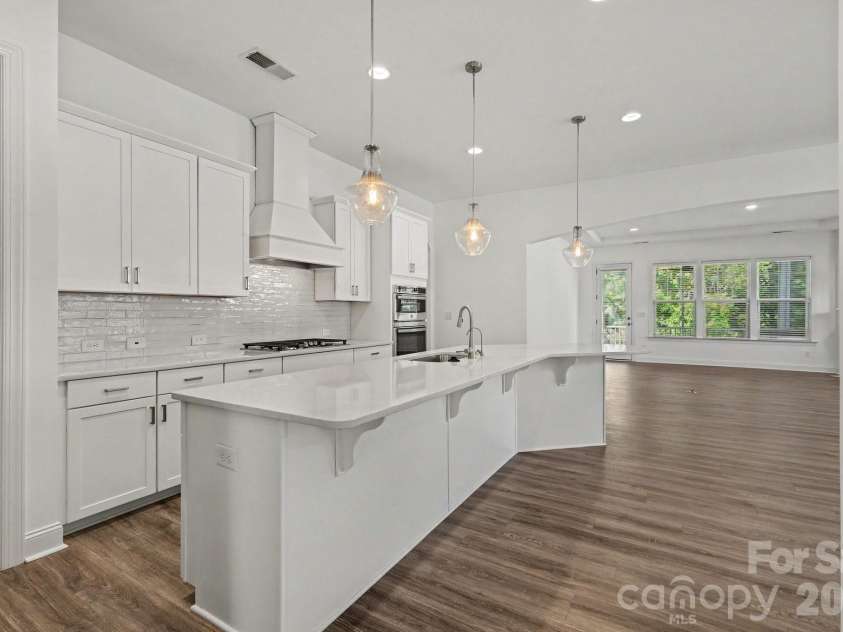 17920 Culross Lane, Charlotte, NC 28278.  MLS# CAR4422290, YatesRealty ID 49511. 