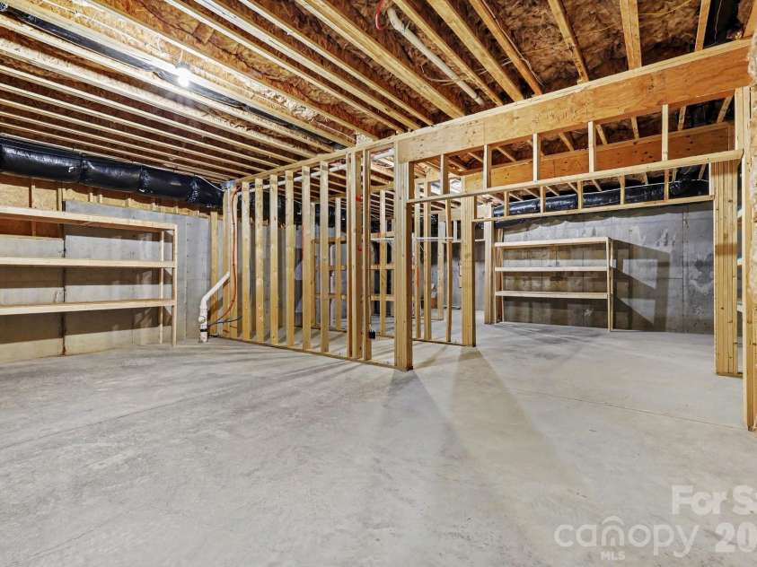 17920 Culross Lane, Charlotte, NC 28278.  MLS# CAR4422290, YatesRealty ID 49511. 