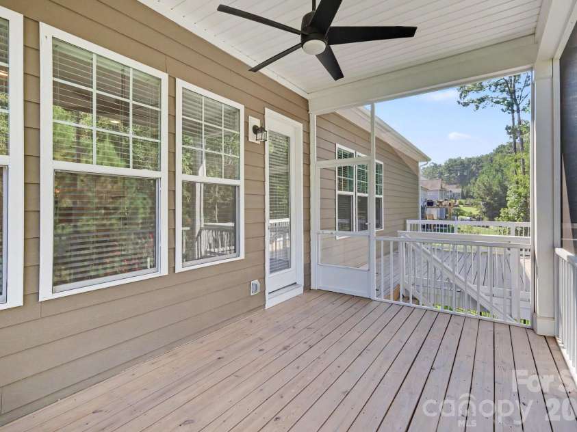 17920 Culross Lane, Charlotte, NC 28278.  MLS# CAR4422290, YatesRealty ID 49511. 
