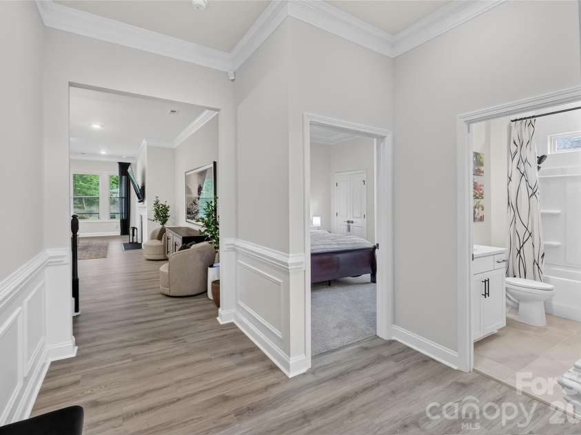 5614 Casper Drive, Charlotte, NC 28214.  MLS# CAR4416797, YatesRealty ID 49512. 