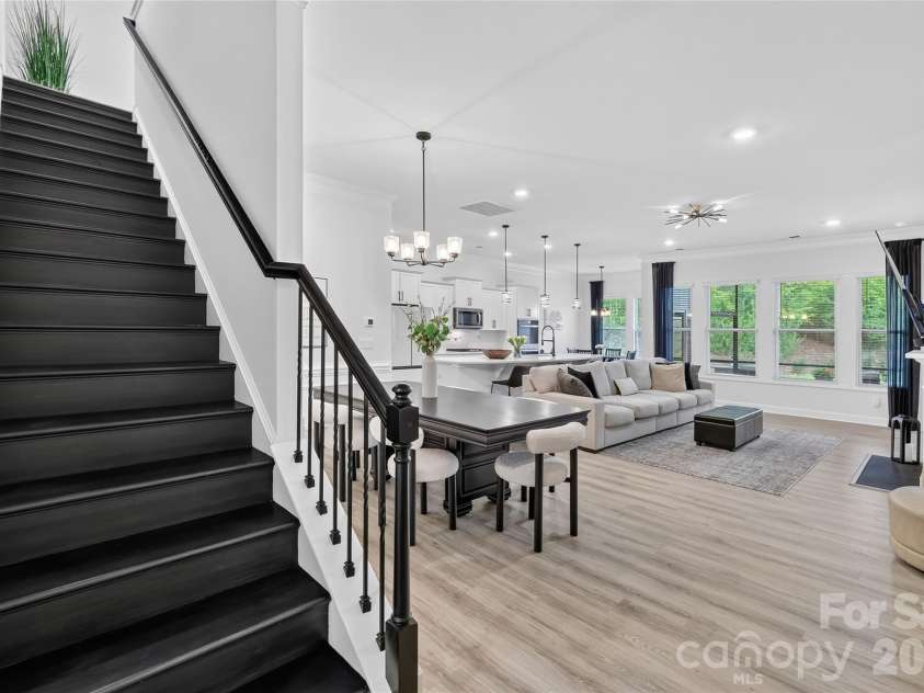 5614 Casper Drive, Charlotte, NC 28214.  MLS# CAR4416797, YatesRealty ID 49512. 