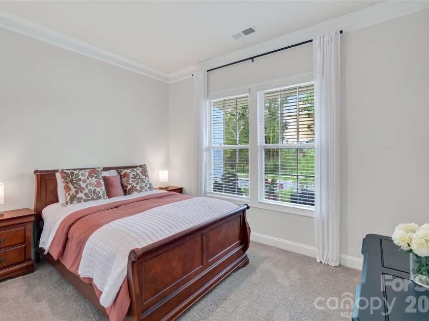 5614 Casper Drive, Charlotte, NC 28214.  MLS# CAR4416797, YatesRealty ID 49512. 