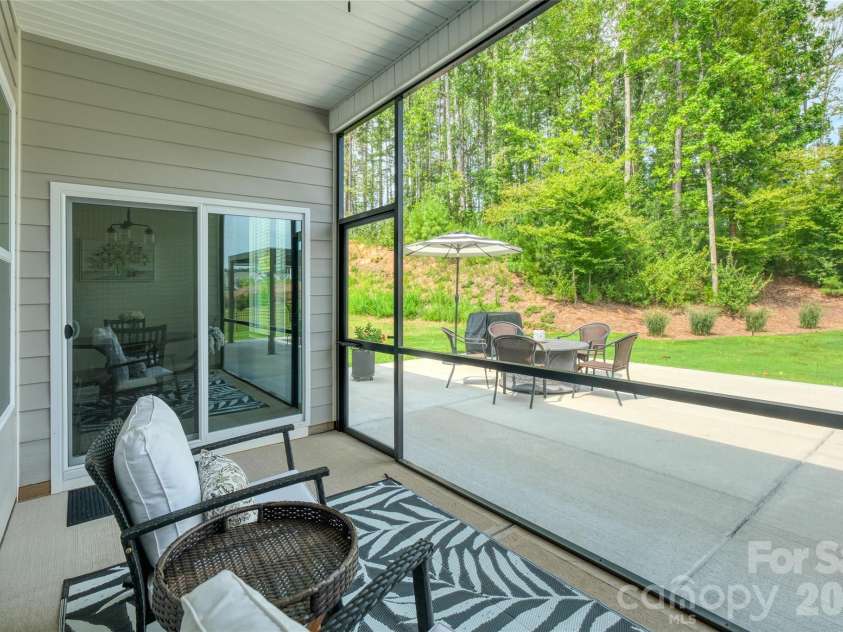 5614 Casper Drive, Charlotte, NC 28214.  MLS# CAR4416797, YatesRealty ID 49512. 