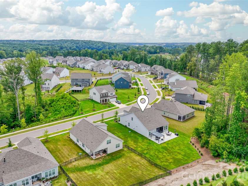 5614 Casper Drive, Charlotte, NC 28214.  MLS# CAR4416797, YatesRealty ID 49512. 