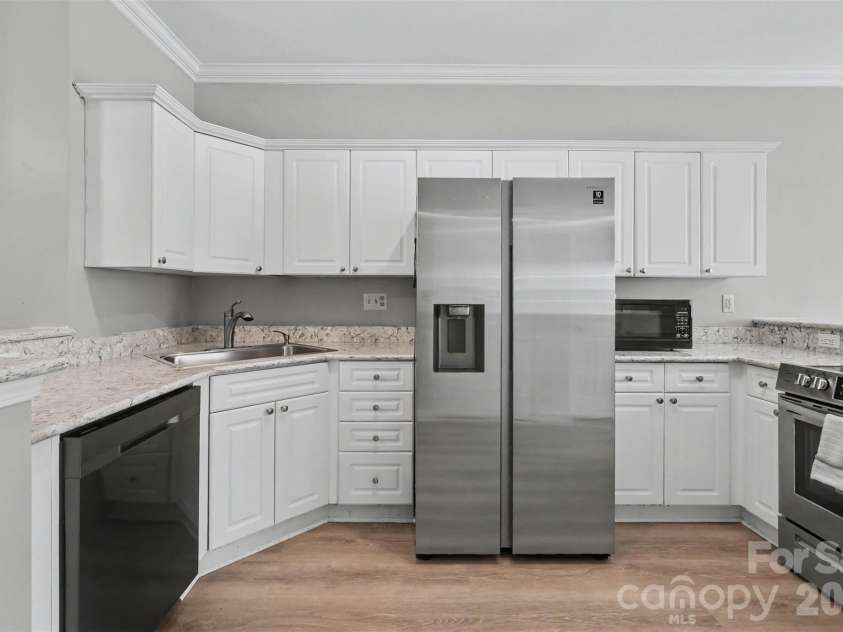321 Valley Brook Lane, Concord, NC 28025.  MLS# CAR4416557, YatesRealty ID 49513. 