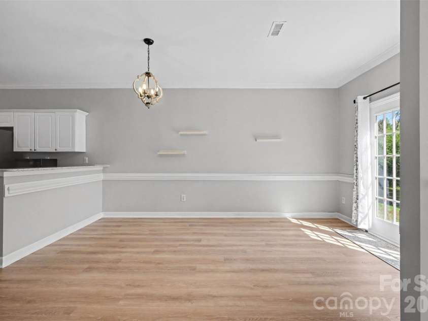 321 Valley Brook Lane, Concord, NC 28025.  MLS# CAR4416557, YatesRealty ID 49513. 