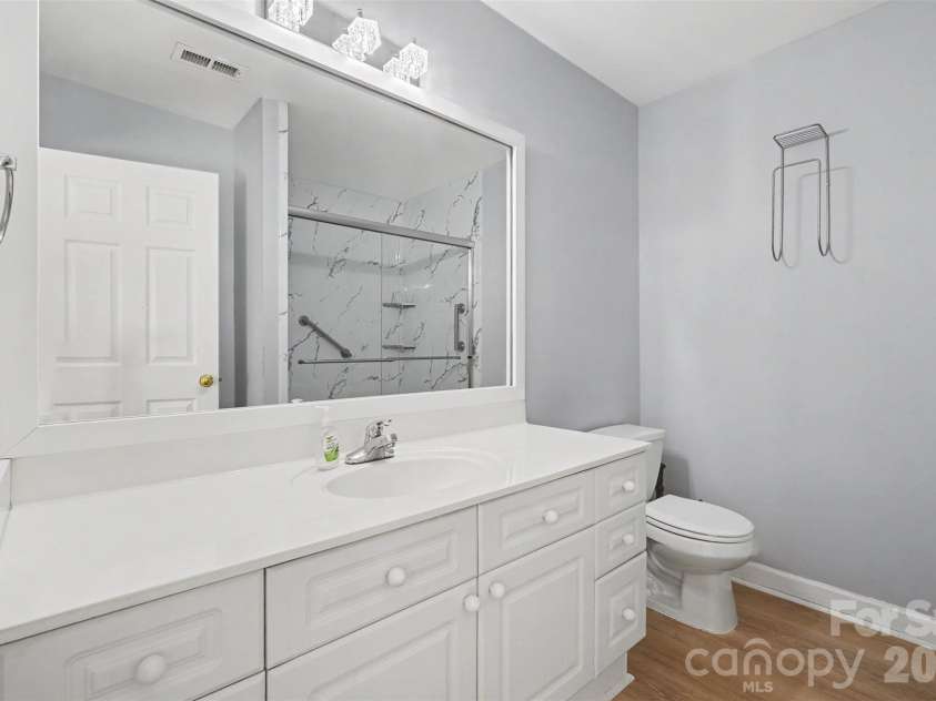 321 Valley Brook Lane, Concord, NC 28025.  MLS# CAR4416557, YatesRealty ID 49513. 