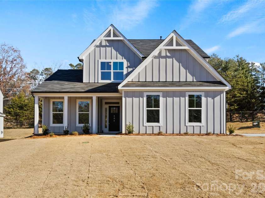 332-A Queens Cove Road, Mooresville, NC 28117.  MLS# CAR4421990, YatesRealty ID 49515. 