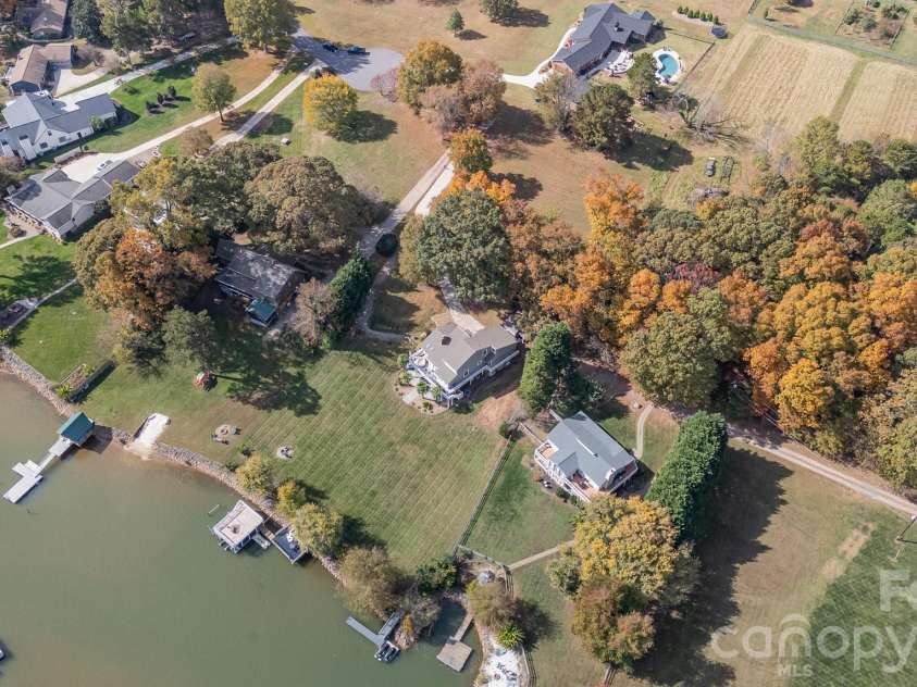 332-A Queens Cove Road, Mooresville, NC 28117.  MLS# CAR4421990, YatesRealty ID 49515. 