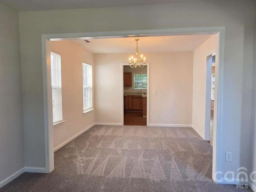 5708 Twin Brook Drive, Charlotte, NC 28269.  MLS# CAR4412827, YatesRealty ID 49517. 