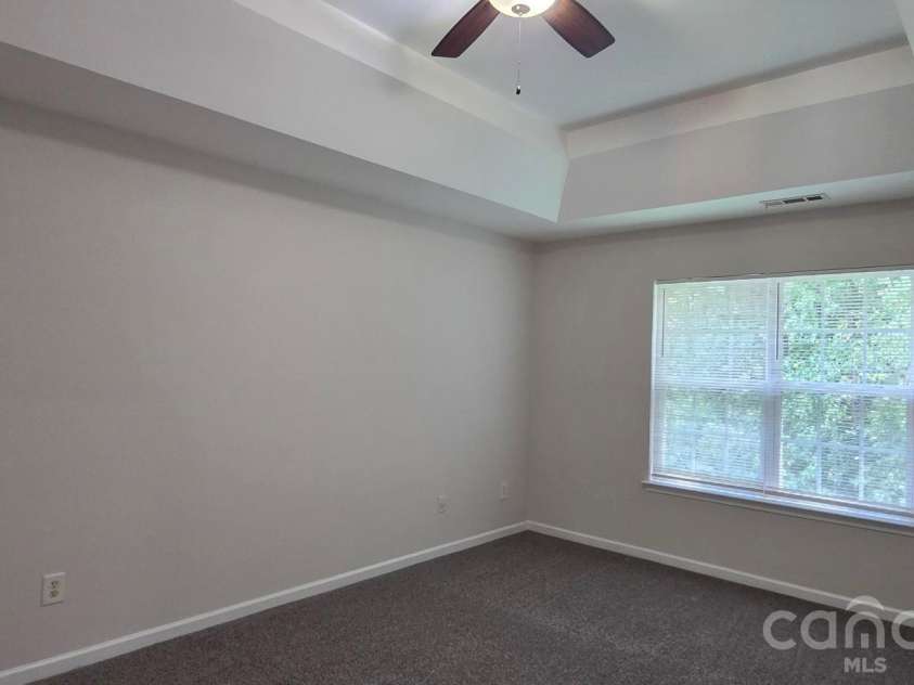 5708 Twin Brook Drive, Charlotte, NC 28269.  MLS# CAR4412827, YatesRealty ID 49517. 