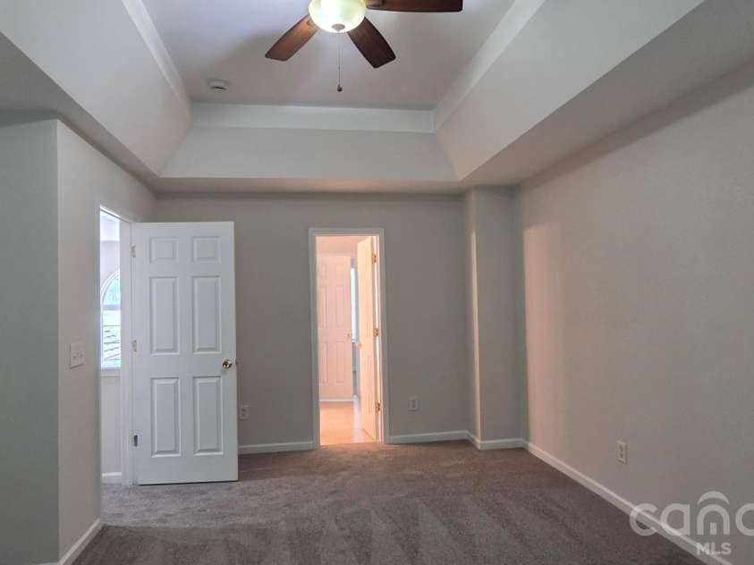5708 Twin Brook Drive, Charlotte, NC 28269.  MLS# CAR4412827, YatesRealty ID 49517. 