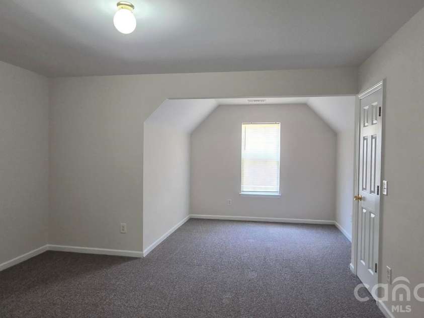 5708 Twin Brook Drive, Charlotte, NC 28269.  MLS# CAR4412827, YatesRealty ID 49517. 