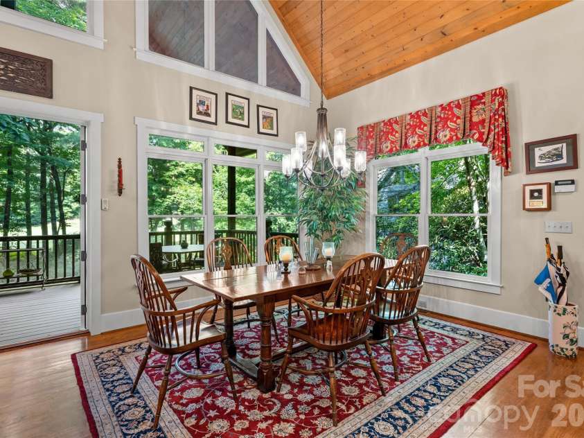 575 Seminole Way, Lake Toxaway, NC 28747.  MLS# CAR4421086, YatesRealty ID 49518. 