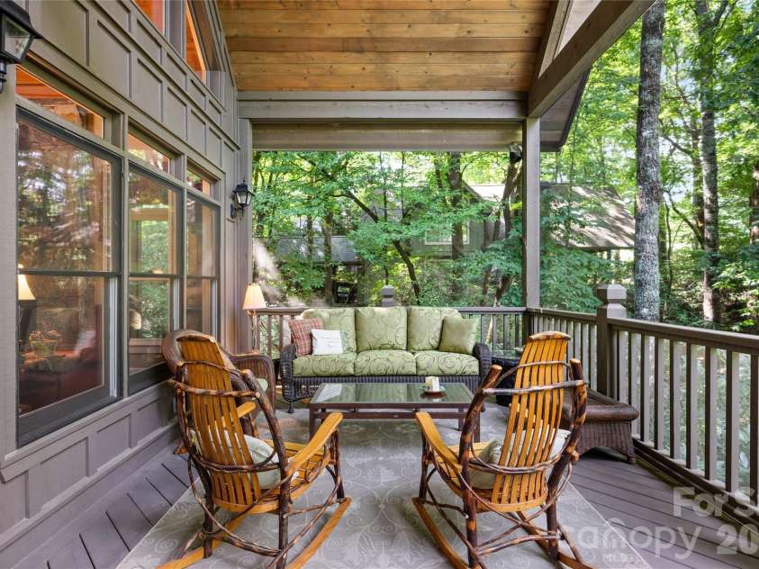 575 Seminole Way, Lake Toxaway, NC 28747.  MLS# CAR4421086, YatesRealty ID 49518. 