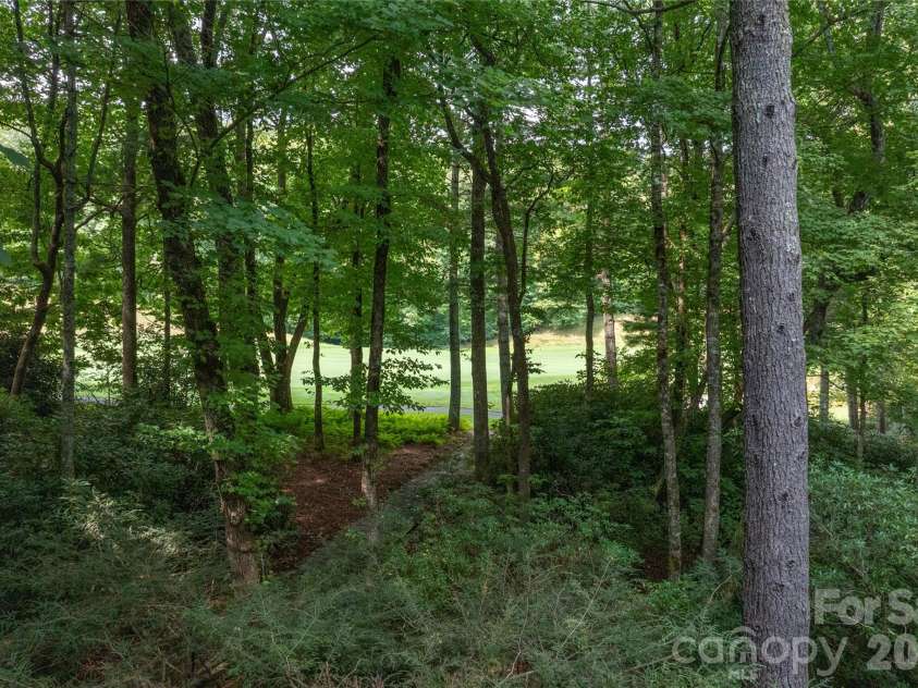 575 Seminole Way, Lake Toxaway, NC 28747.  MLS# CAR4421086, YatesRealty ID 49518. 