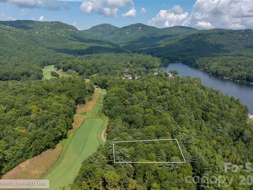 575 Seminole Way, Lake Toxaway, NC 28747.  MLS# CAR4421086, YatesRealty ID 49518. 