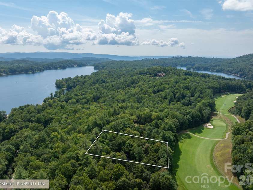 575 Seminole Way, Lake Toxaway, NC 28747.  MLS# CAR4421086, YatesRealty ID 49518. 