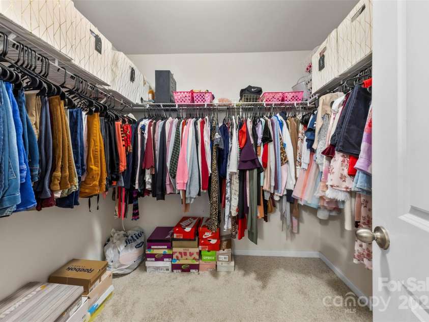 117 Dutchess Drive, Kings Mountain, NC 28086.  MLS# CAR4296358, YatesRealty ID 4952. 