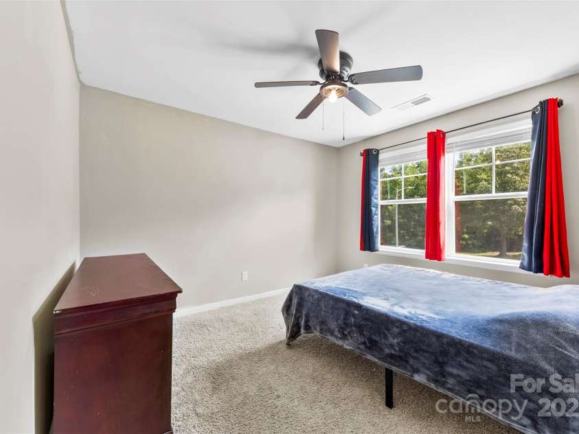 117 Dutchess Drive, Kings Mountain, NC 28086.  MLS# CAR4296358, YatesRealty ID 4952. 