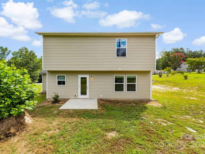 117 Dutchess Drive, Kings Mountain, NC 28086.  MLS# CAR4296358, YatesRealty ID 4952. 