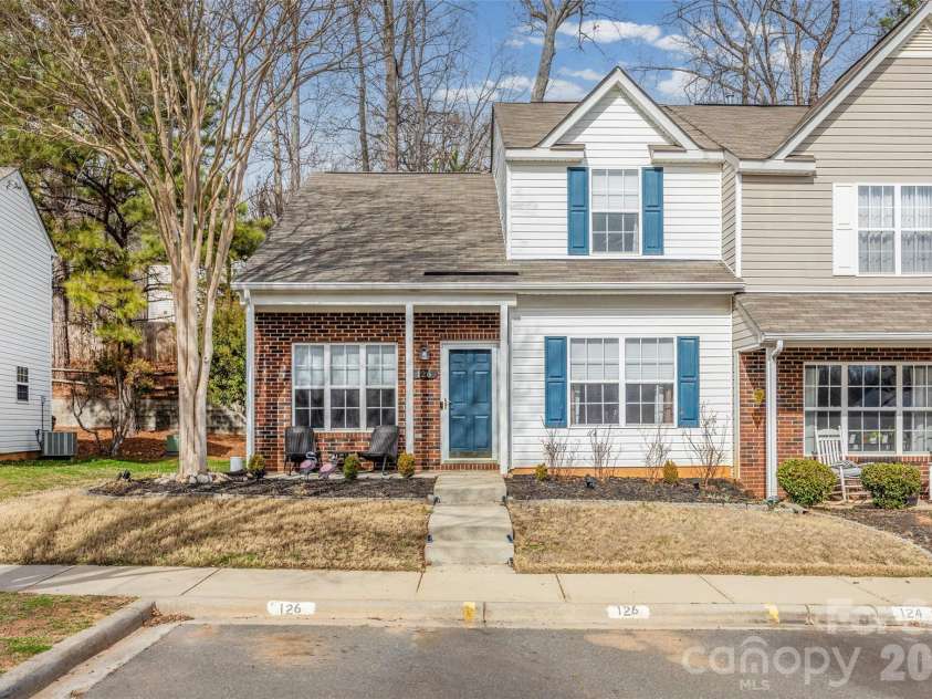 126 Rhett Court, Fort Mill, SC 29715.  MLS# CAR4350227, YatesRealty ID 4952. 