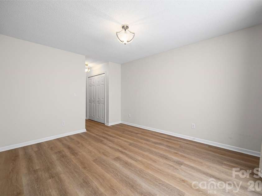 126 Rhett Court, Fort Mill, SC 29715.  MLS# CAR4350227, YatesRealty ID 4952. 