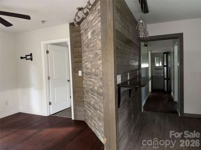1442 School Street, Statesville, NC 28677.  MLS# CAR4422803, YatesRealty ID 49521. 
