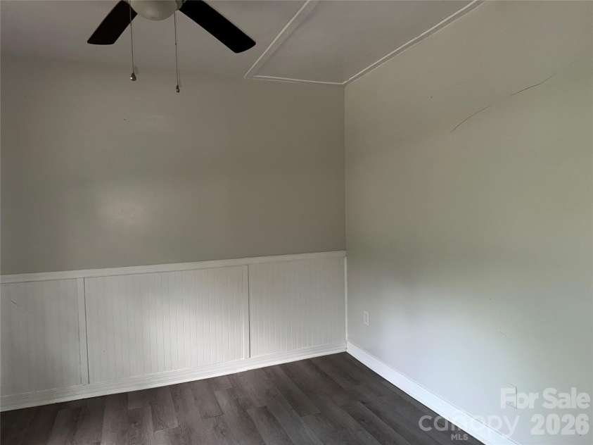 1442 School Street, Statesville, NC 28677.  MLS# CAR4422803, YatesRealty ID 49521. 