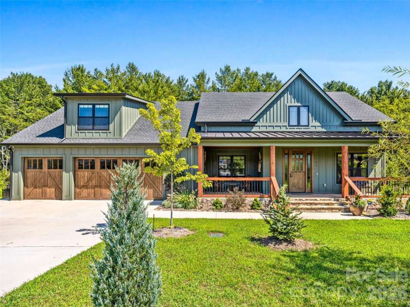 43 Lucy Lane, Mills River, NC 28759.  MLS# CAR4422678, YatesRealty ID 49522. 