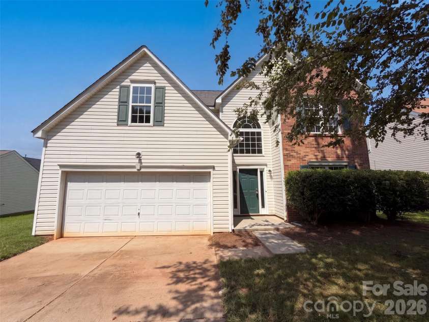 3527 Mallory Taylor Lane, Charlotte, NC 28216.  MLS# CAR4422818, YatesRealty ID 49526. 