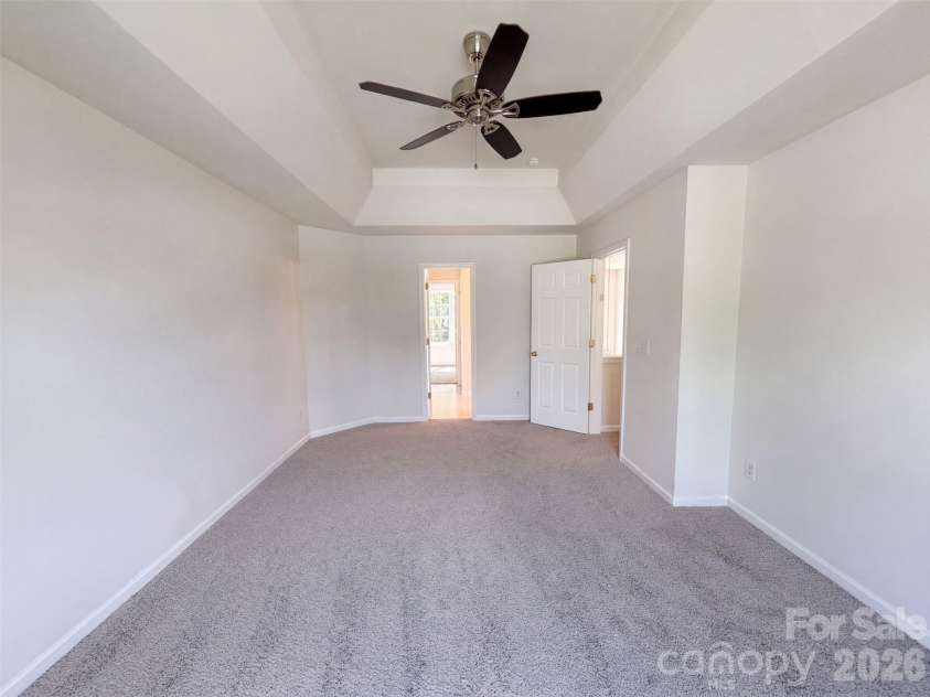 3527 Mallory Taylor Lane, Charlotte, NC 28216.  MLS# CAR4422818, YatesRealty ID 49526. 