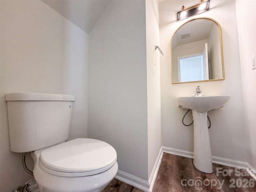 3527 Mallory Taylor Lane, Charlotte, NC 28216.  MLS# CAR4422818, YatesRealty ID 49526. 
