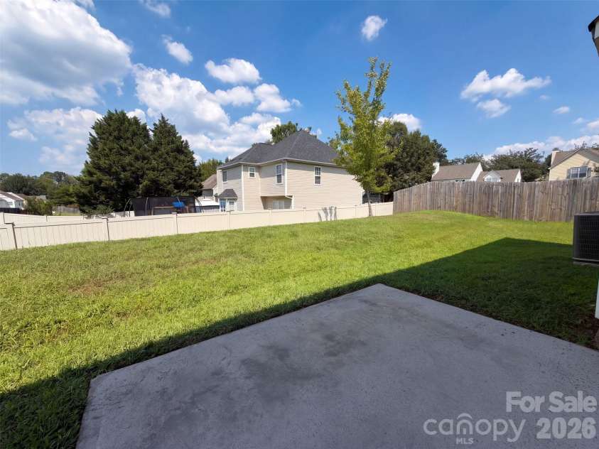 3527 Mallory Taylor Lane, Charlotte, NC 28216.  MLS# CAR4422818, YatesRealty ID 49526. 