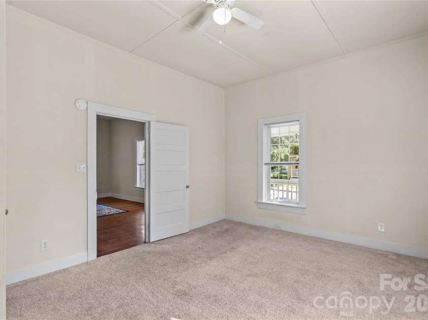 209 Wilson Avenue, Mooresville, NC 28115.  MLS# CAR4422376, YatesRealty ID 49527. 