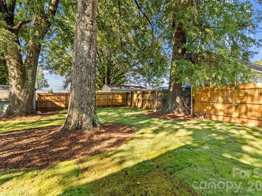 209 Wilson Avenue, Mooresville, NC 28115.  MLS# CAR4422376, YatesRealty ID 49527. 